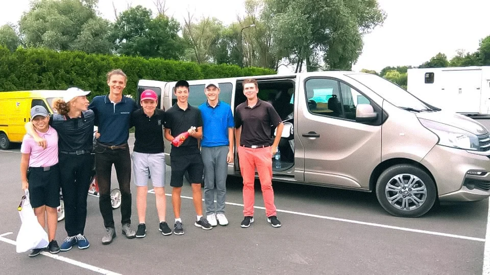 Wyjazdy turniejowe - grupa juniorów na turnieju